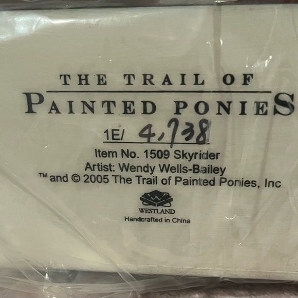 Trail of painted ponies Sky rider item 1509, artist Wendy Wells-Bailey. 1E 4,738 - Picture 3 of 3